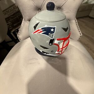 NFl official PATRIOTS cookie jar / FREE SHIPPING